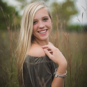 Meet your Posher, Maddie